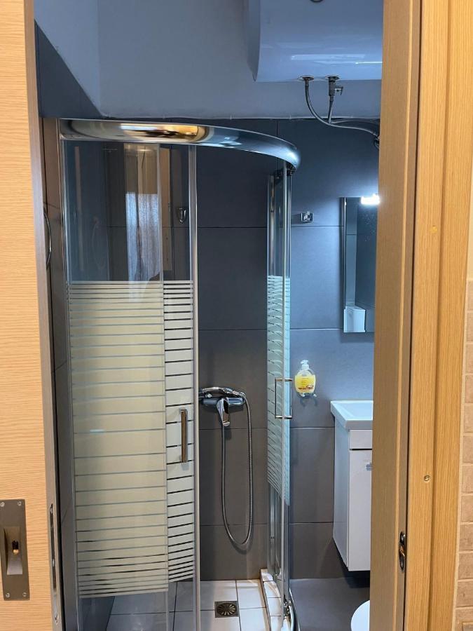 Avr Airport Deluxe Suites 4 Markópoulon Exteriér fotografie